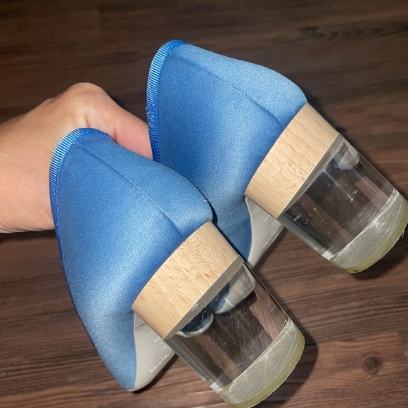 DONALD PLINER Asia Spain blue satin heels with clear heel & pointy toe!NEW&RARE - Picture 8 of 10